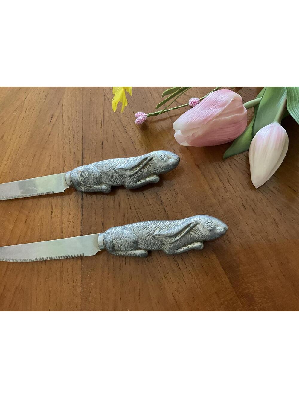Arthur Court Vintage Rabbit Motif Steak Knife Set of 2 - Picture 2 of 2
